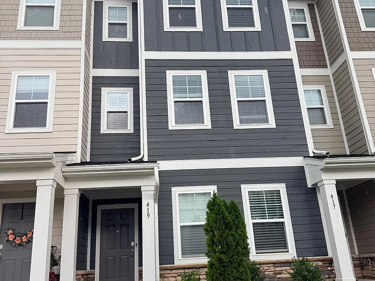 419 Carolina Springs Blvd — Photo 1