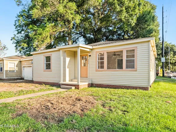 253 Sherwood Dr, Lafayette, LA 70501