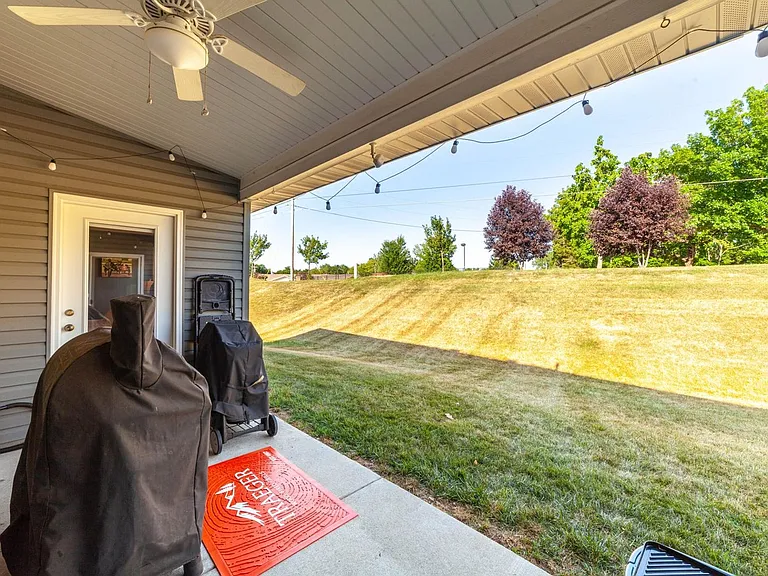 2308 Mace Dr — Photo 18