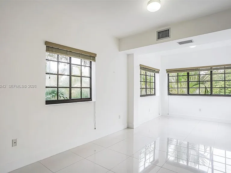 1901 S Le Jeune Rd #2 — Photo 10