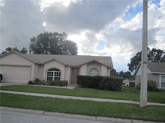 4th image of 245 Kings Pond Ave