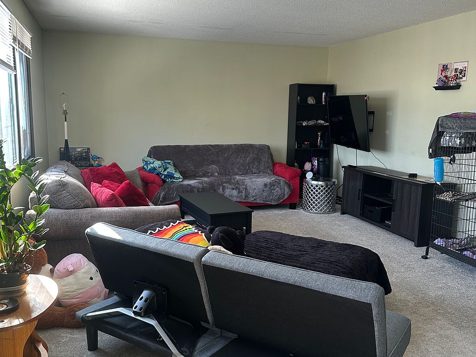 1st image of 108 5th St N APT 6