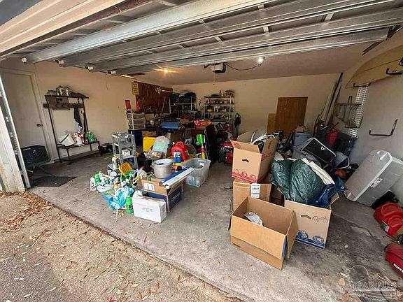 3rd image of 7474 Baywoods Ln