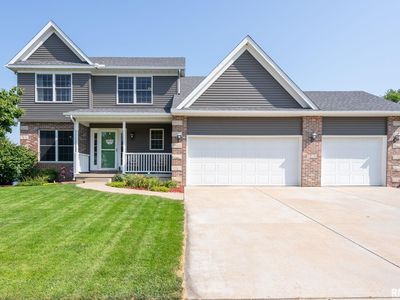 2730 E 58th St, Davenport, IA, 52807