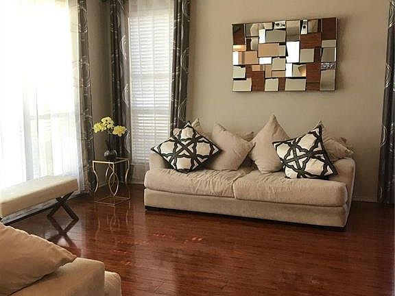3rd image of 11532 Fountainbridge Dr