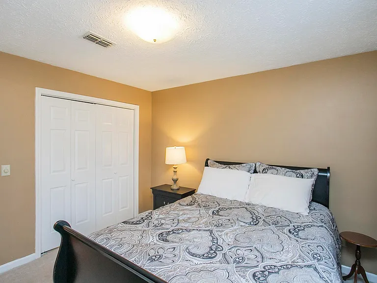 1508 Clover Ct — Photo 23