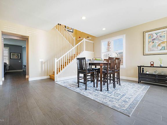 5th image of 284 Canyon Breeze Ct