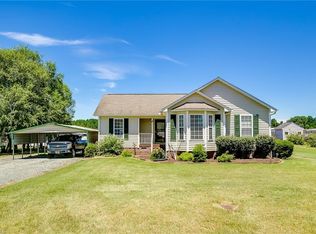 2034 Paisley Dr, Haw River, NC 27258