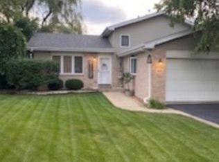 20 Joyce Ct, Crete, IL 60417