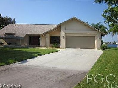 1st image of 514 SW 49th Ln