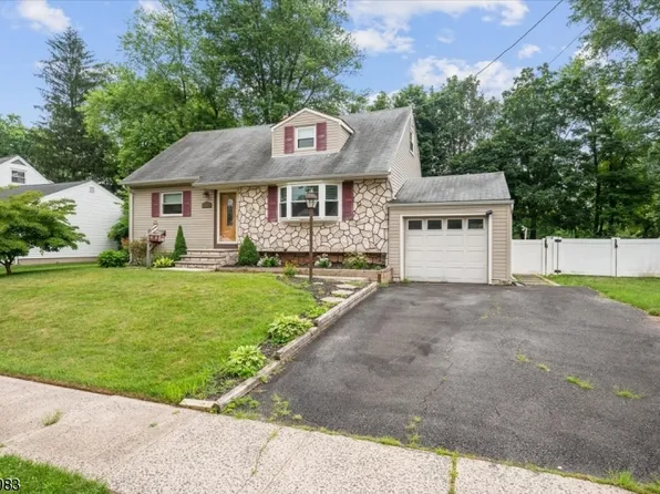 39 Fordham Rd, Franklin Twp., NJ 08873