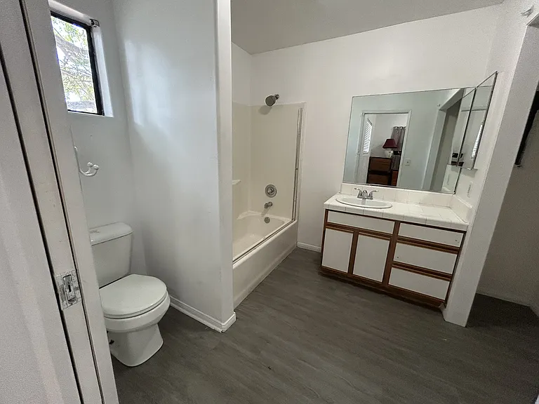 901 Pier View Way #A — Photo 19