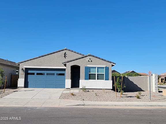 3rd image of 37153 W PRADO Street