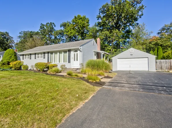 26 Beech Road, Enfield, CT 06082