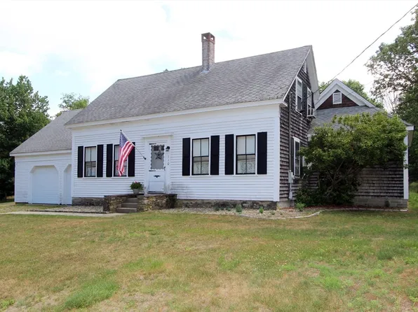 110 Pleasant St, Middleboro, MA 02346
