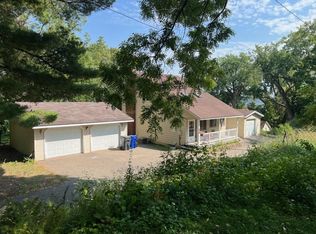 404 Winona St E, Saint Paul, MN 55107