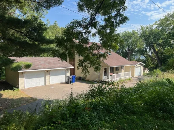 404 Winona St E, Saint Paul, MN 55107