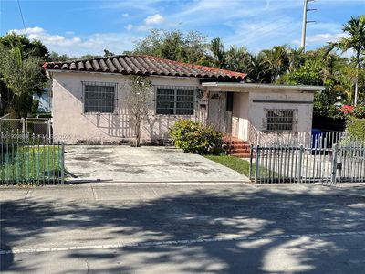 1040 NW 28th Ave, Miami, FL, 33125