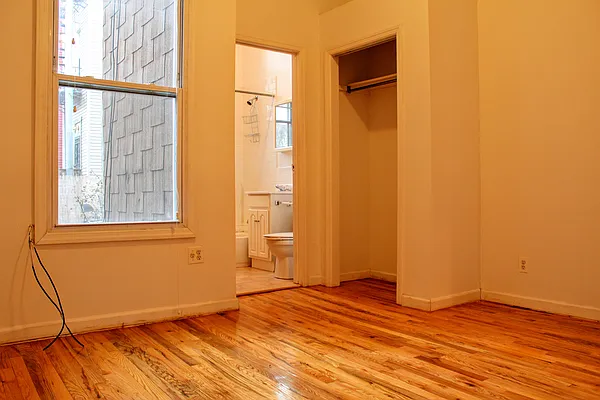 Rented by Bold New York | media 39