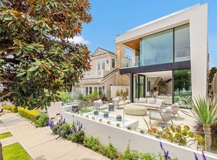 221 Heliotrope Ave, Corona Del Mar, CA 92625