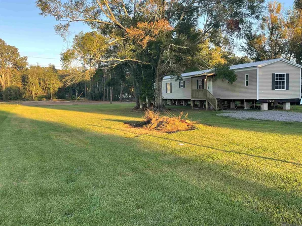 15362 Holton Rd, Prairieville, LA 70769