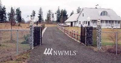 1st image of 1721 SE Binns Swiger Loop