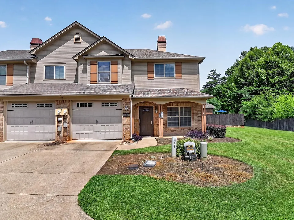 904 Solaris Pl