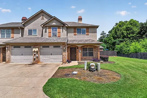 904 Solaris Pl Photo 1