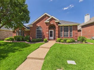 1197 Pleasant Oaks Dr, Lewisville, TX 75067