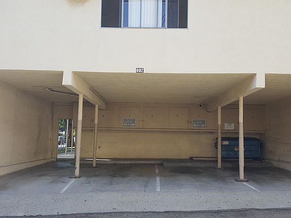 2nd image of 602 E Tujunga Ave APT C