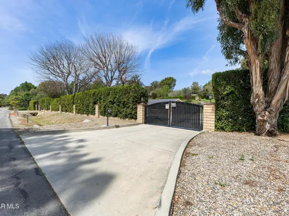 155 Ramona Pl, Camarillo, CA 93010