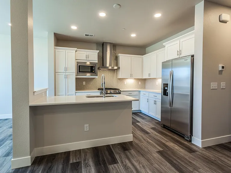 5748 Stone Fly Dr — Photo 16