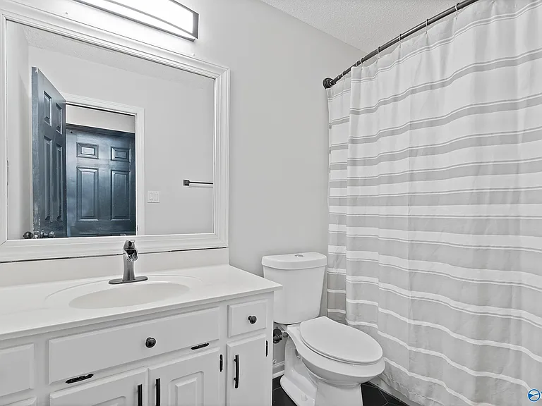 101 Cedar Hollow Ct — Photo 13