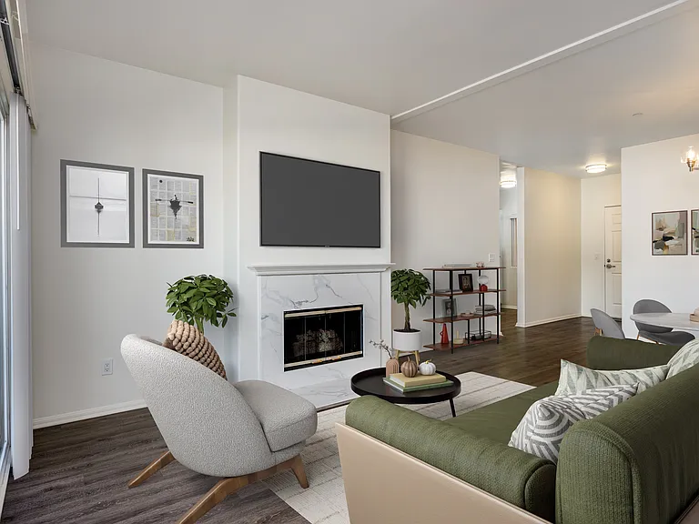 Vinton Court Apartments — Photo 15