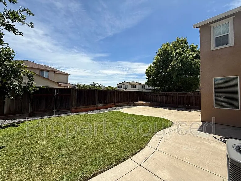 1688 Gathering Ln — Photo 50