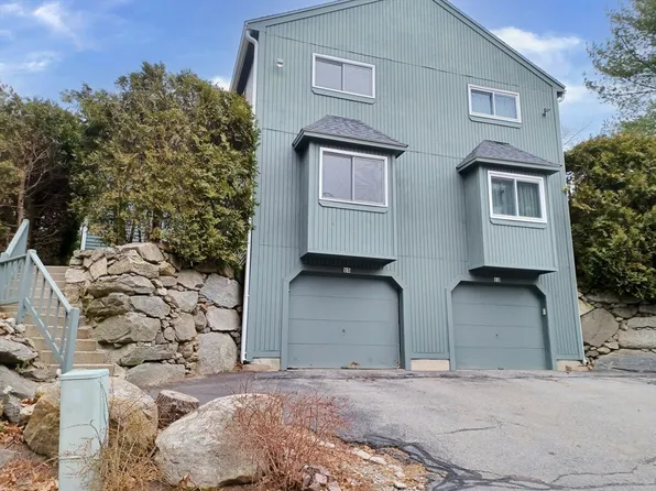 15 Loyalist Dr Unit 15, Uxbridge, MA 01569