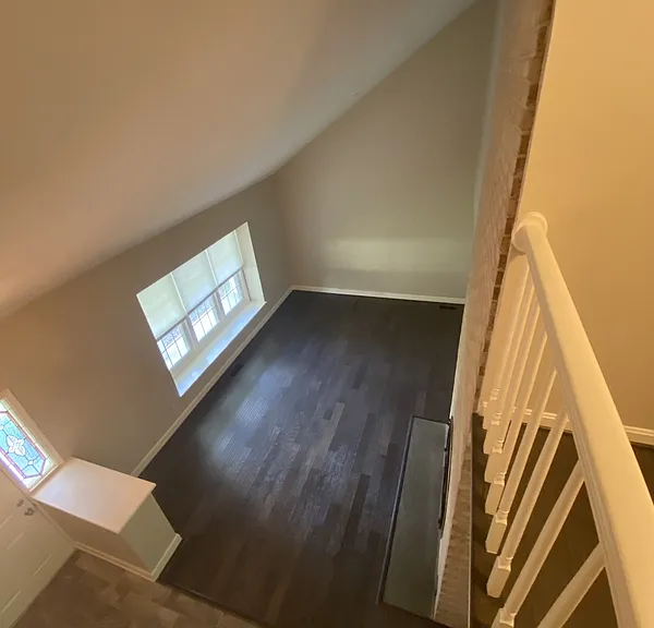 10012 Galahad Ct — Photo 4