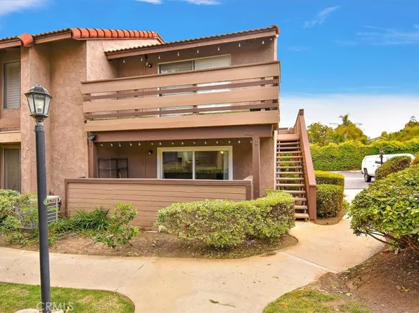 1555 Border Ave APT B, Corona, CA 92882