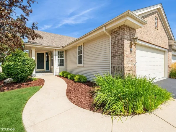835 Sweetbriar DRIVE, Elkhorn, WI 53121