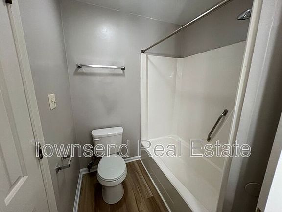 4th image of 5606 Bimini Pl