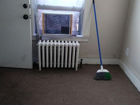 2nd image of 826 Chilton Ave #1