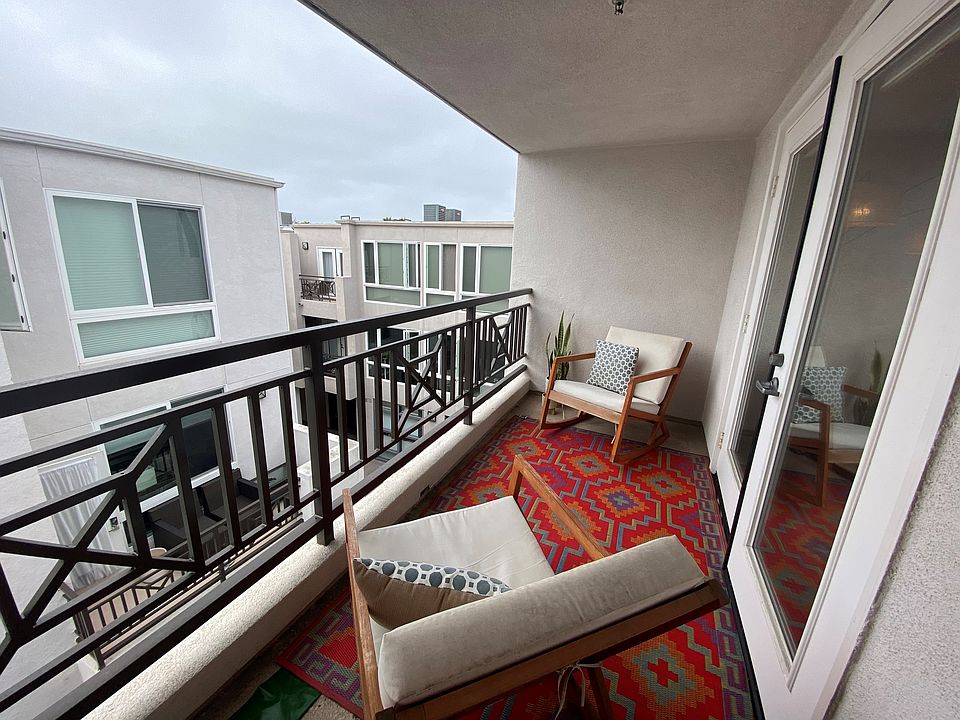 south facing covered balcony