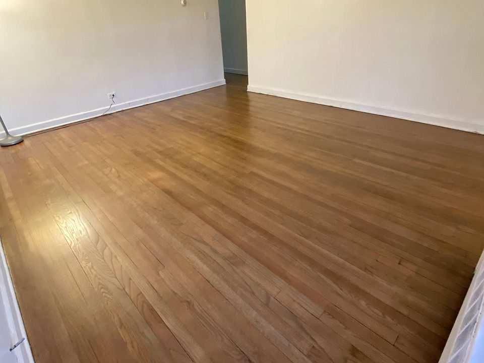 1st image of 6529 N California Ave #2