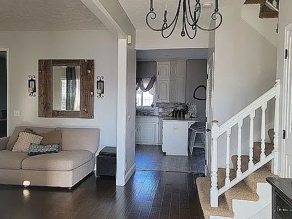 3rd image of 7509 S 93rd St