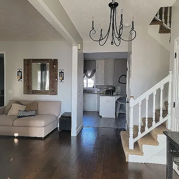 7509 S 93rd St — Photo 3