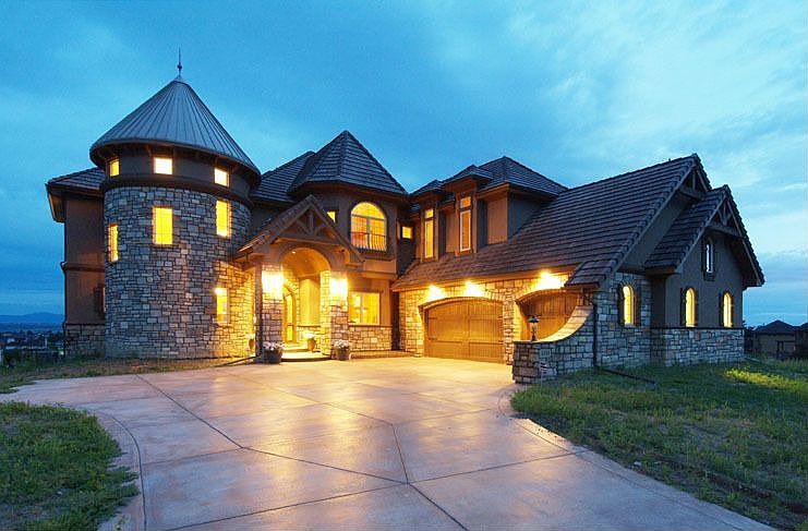 Superb PKJ Custom Timbers Home!