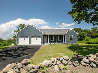 429 Chestnut St, Bristol, RI 02809