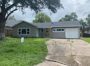 5634 Ricky St, Houston, TX 77033