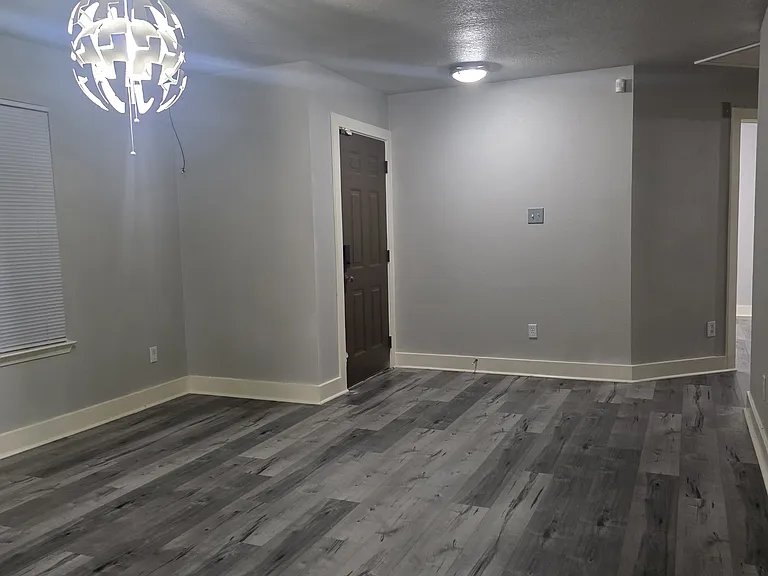 Settlers Lake Cir N — Photo 5