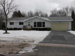 1031 Porter Rd, Norton Shores, MI 49441